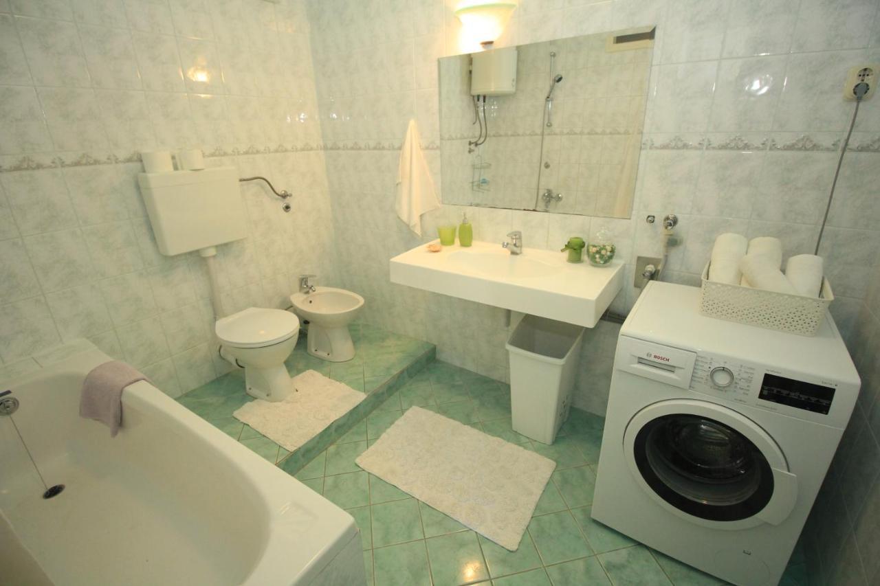 Apartman Lavender Kaštela Екстериор снимка